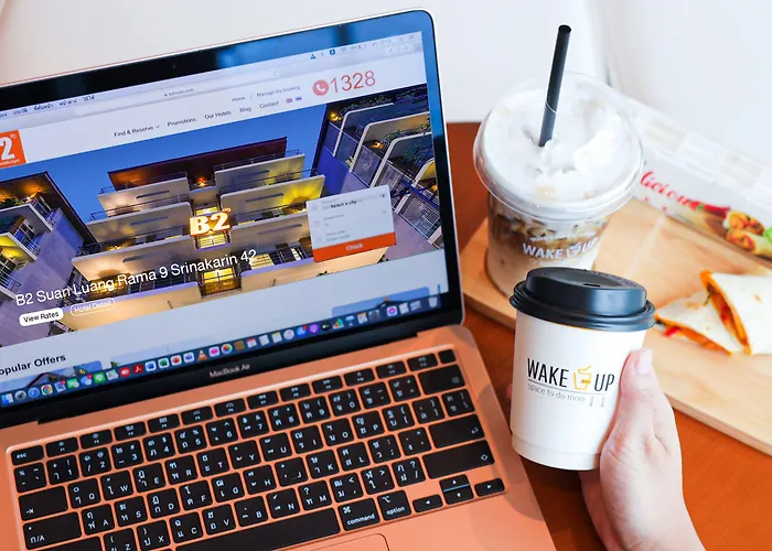 B2 Suan Luang Rama 9 Srinakarin 42 Boutique & Budget
